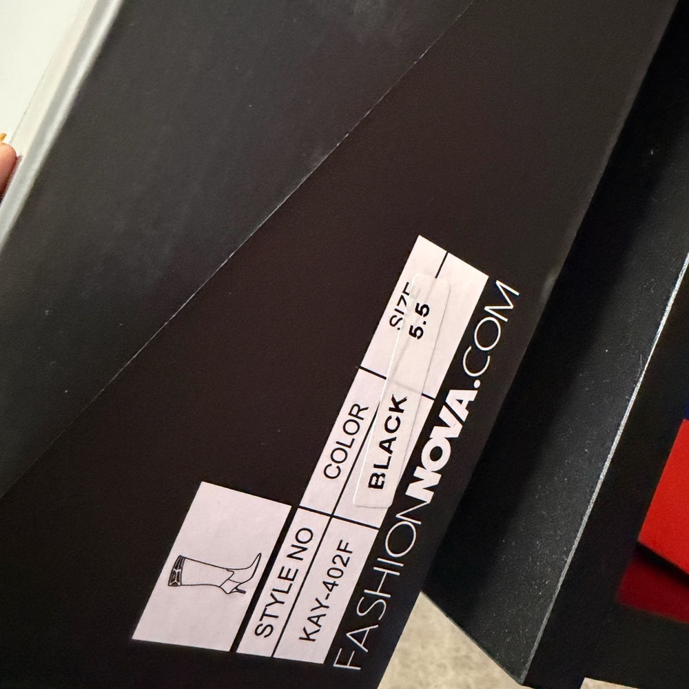 Fashion Nova Sleek Black Heeled Boots - Picture 6 of 6